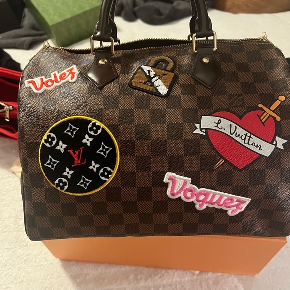 Louis Vuitton Limited Edition Damier Ebene Patches Speedy Bandouliere 30 Satchel - Picture 2 of 15